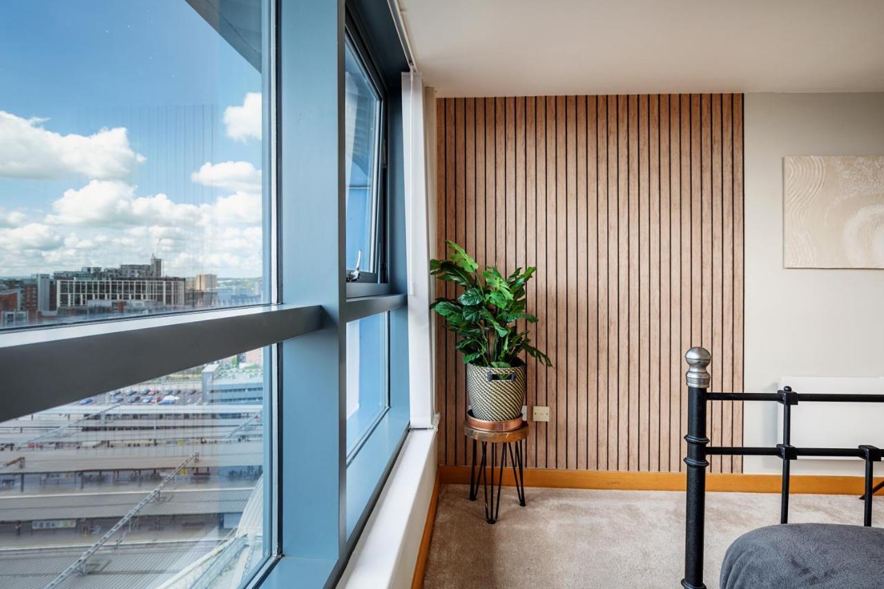 Leeds Most Stunning Penthouse! - Sleeps 8 Apartment Exterior photo